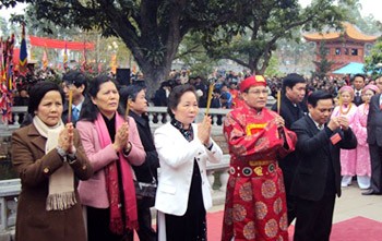 Mme Doan à la célébration de l'anniversaire de l'insurrection des 2 soeurs Trung - ảnh 1
